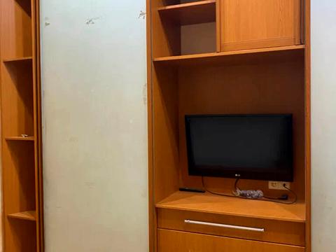 квартира за адресою Дмитра Яворницького просп. (Карла Маркса), 77