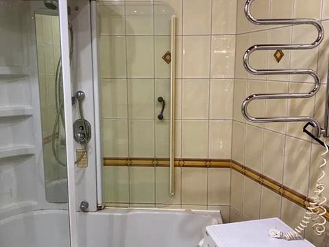 квартира за адресою Дмитра Яворницького просп. (Карла Маркса), 77