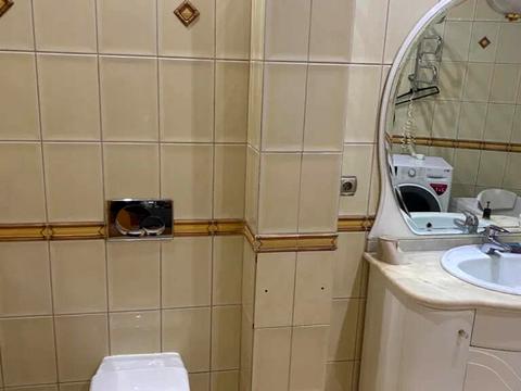 квартира за адресою Дмитра Яворницького просп. (Карла Маркса), 77