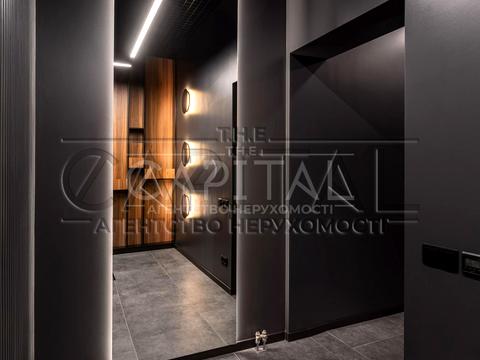 комерційна за адресою Андрія Верхогляда вул. (Михайла Драгомирова), 11