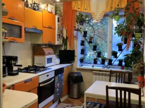 квартира за адресою Перемоги просп., 12