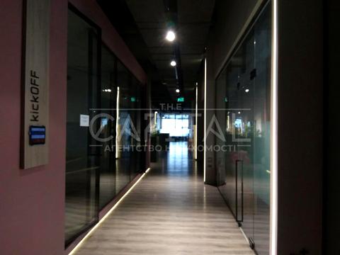 комерційна за адресою Миколи Грінченка вул., 18