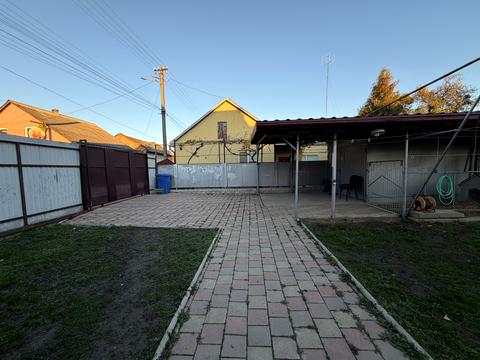 будинок за адресою Олега Ольжича вул. (Івана Лобачевського), 15