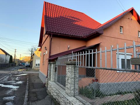 будинок за адресою Олега Ольжича вул. (Івана Лобачевського), 15