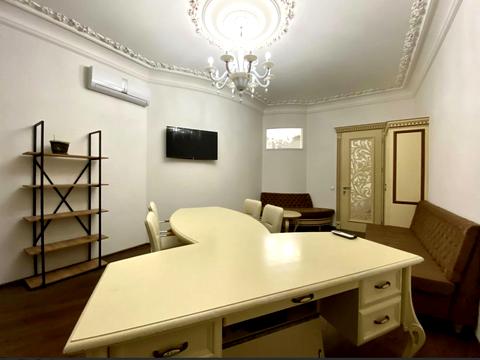 коммерческая по адресу Евгения Коновальца ул. (Щорса), 36Д