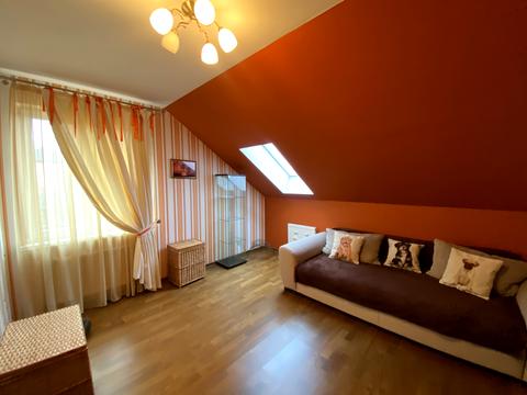 будинок за адресою Лінія 7