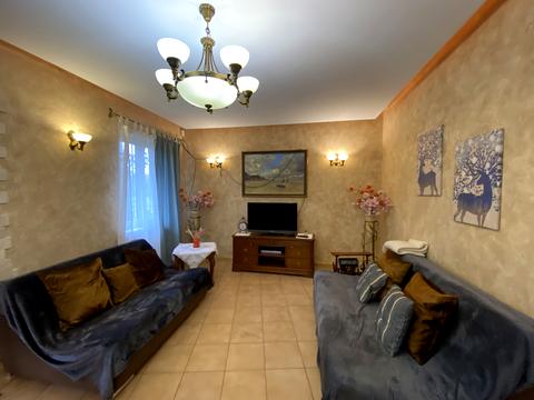 будинок за адресою Лінія 7