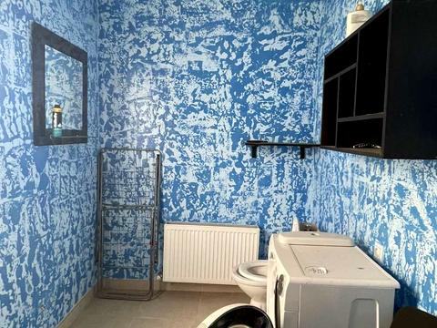 будинок за адресою смт. Великодолинське, Центральна вул., 2