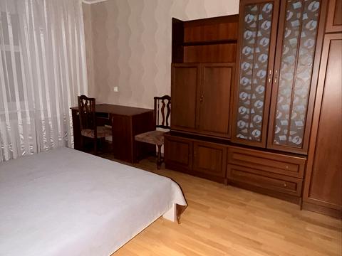 квартира за адресою Богатирська вул., 6/1