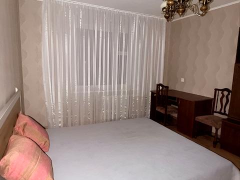 квартира за адресою Богатирська вул., 6/1