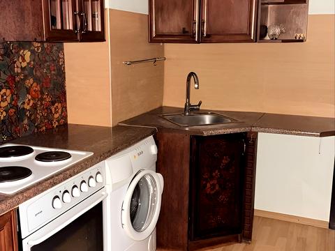 квартира за адресою Богатирська вул., 6/1