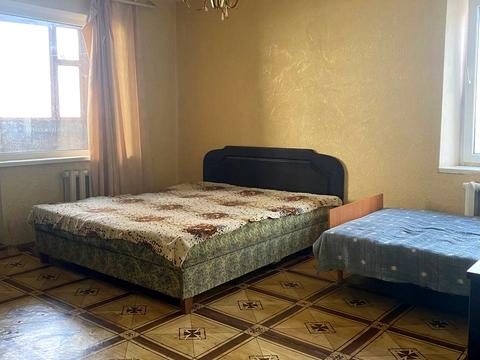 квартира за адресою Академіка Корольова вул., 83/1