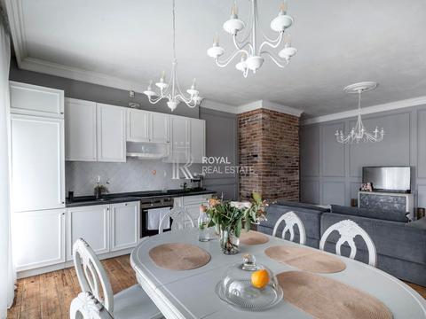 дом по адресу Ивана Сирко ул.