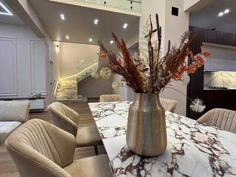 будинок за адресою с. Крихівці, Садова