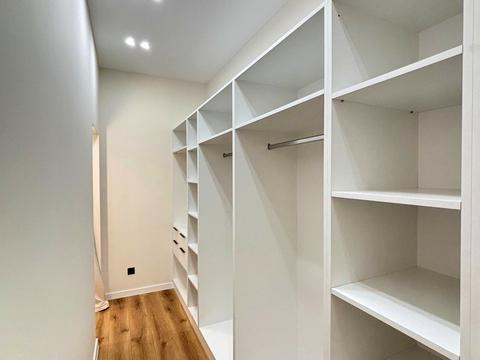 будинок за адресою с. Крихівці, Садова