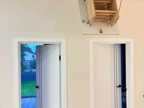 будинок за адресою с. Крихівці, Садова