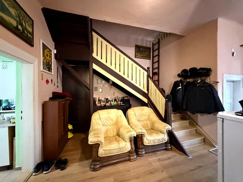 будинок за адресою Олега Ольжича вул. (Івана Лобачевського)