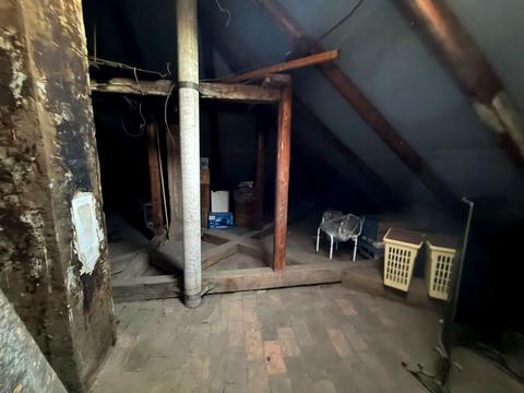 будинок за адресою Олега Ольжича вул. (Івана Лобачевського)