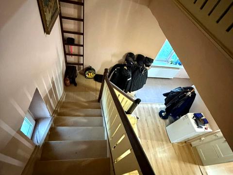 будинок за адресою Олега Ольжича вул. (Івана Лобачевського)