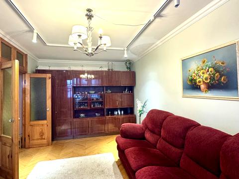 квартира по адресу Метростроителей ул., 27