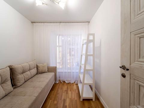 квартира за адресою Міцкевича, 8