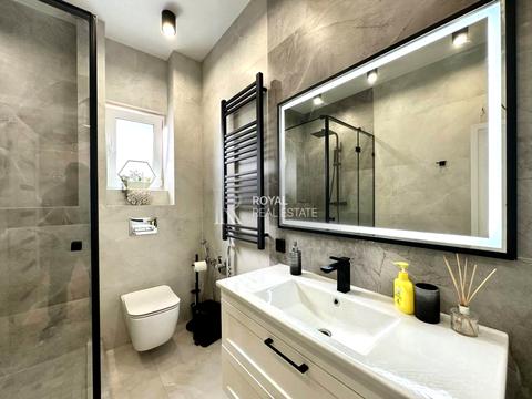 дом по адресу Андреевская ул.