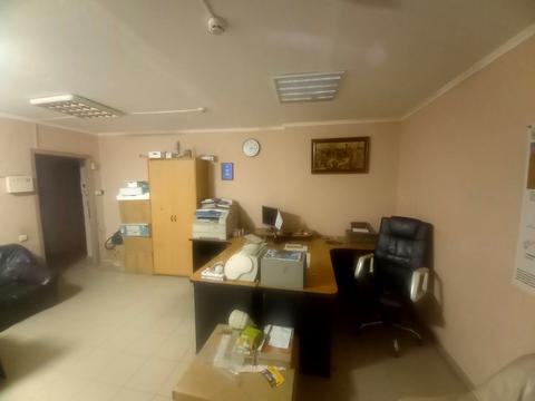 комерційна за адресою Петра Калнишевського просп. (Косіора), 47