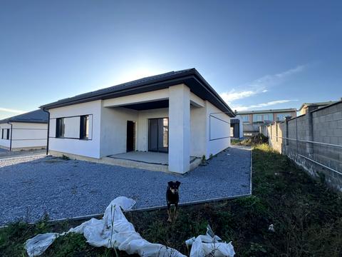 дом по адресу Ровно, Кулика і Гудачека ул. (Макарова)