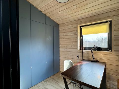 будинок за адресою с. Хлепча, Центральна