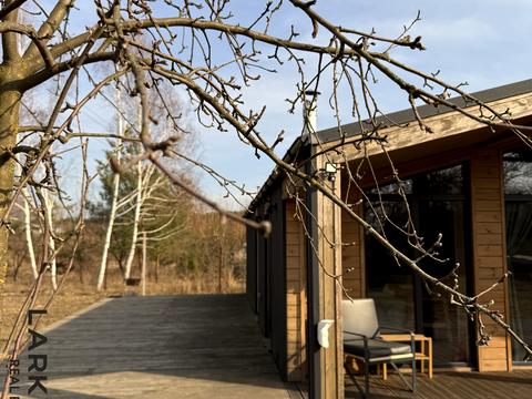 будинок за адресою с. Хлепча, Центральна