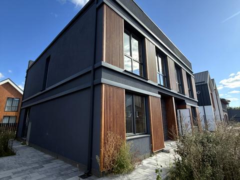 дом по адресу Приозёрная ул.