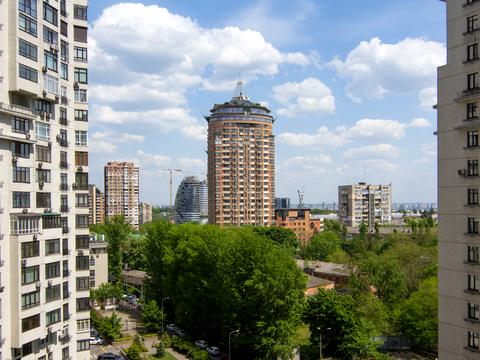 коммерческая по адресу Евгения Коновальца ул. (Щорса), 44-А