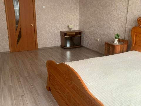 квартира за адресою Курсанта Єськова вул., 14-А