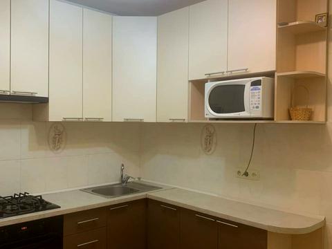 квартира за адресою Курсанта Єськова вул., 14-А