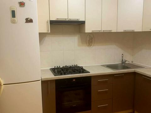 квартира за адресою Курсанта Єськова вул., 14-А