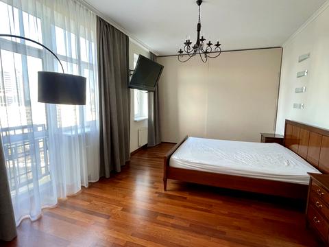 квартира за адресою Євгена Коновальця вул. (Щорса), 44-А