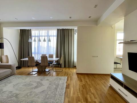 квартира за адресою Євгена Коновальця вул. (Щорса), 44-А