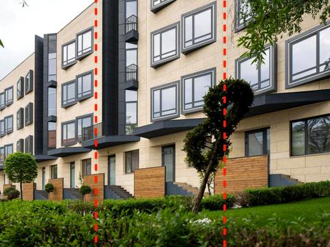 комерційна за адресою Болсуновська вул. (Сергія Струтинського), 4