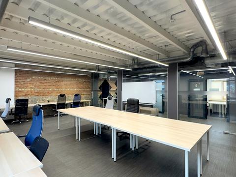 коммерческая по адресу Кияновский пер., 3-7