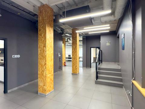 коммерческая по адресу Кияновский пер., 3-7