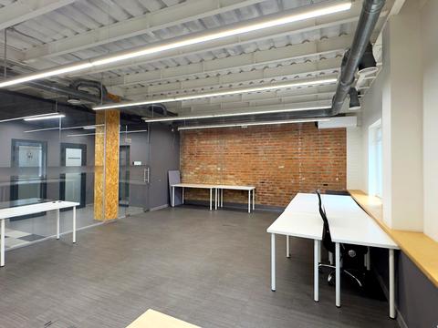 коммерческая по адресу Кияновский пер., 3-7