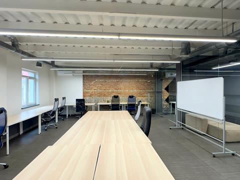 коммерческая по адресу Кияновский пер., 3-7