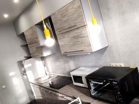 квартира за адресою Київ, Драгоманова вул., 2-Б