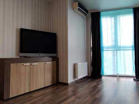 квартира за адресою Київ, Драгоманова вул., 2-Б