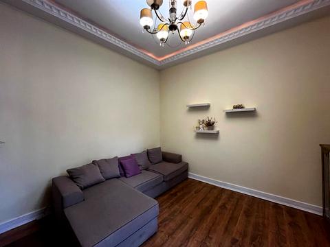 квартира за адресою Леся Курбаса вул., 4