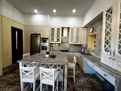 квартира за адресою Леся Курбаса вул., 4