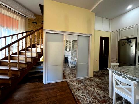 квартира за адресою Леся Курбаса вул., 4