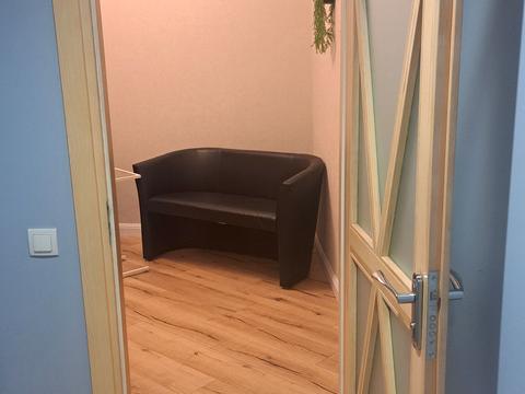 коммерческая по адресу Кудрявська, 10