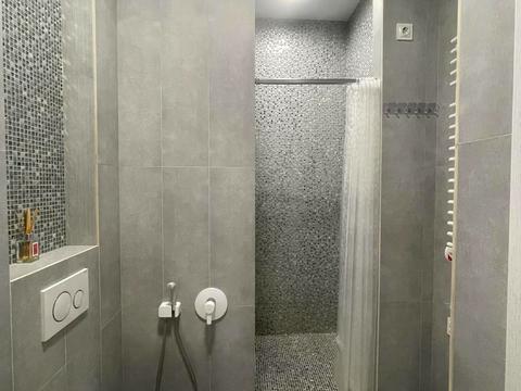 квартира за адресою Розваги вул., 27