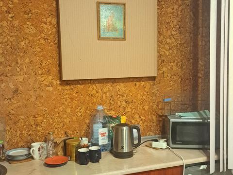 коммерческая по адресу Кудрявська, 10